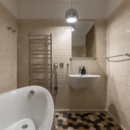 Classic 1-bedroom In Old Town 리가