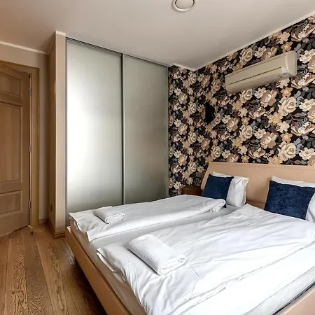Classic 1-bedroom In Old Town